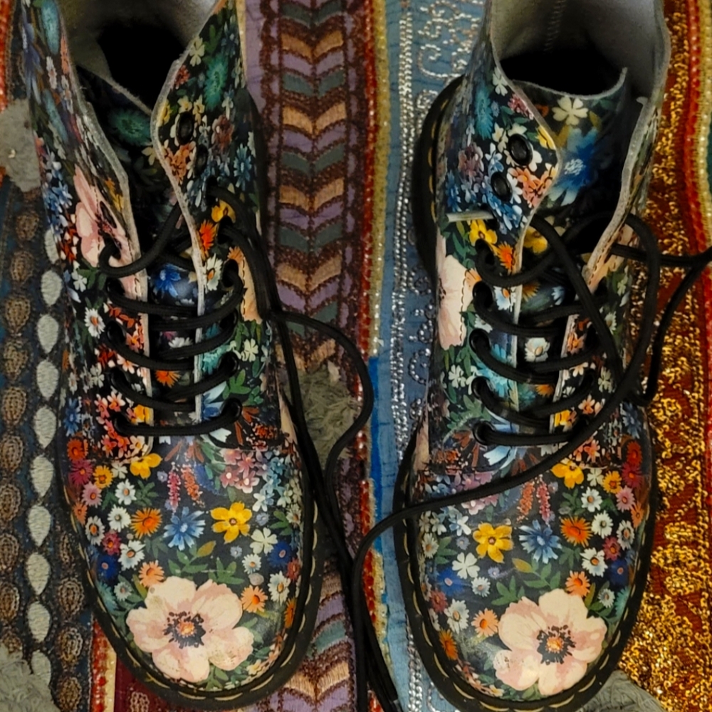 RARE Floral Pattern Doc Martens